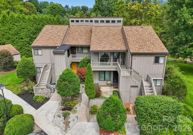 3rd image of 210 Juniper Ln, Hendersonville, NC 28739 | MLS# 4413823