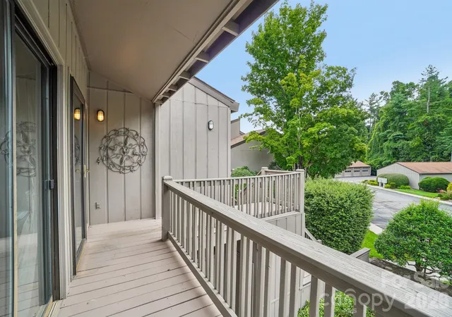 5th image of 210 Juniper Ln, Hendersonville, NC 28739 | MLS# 4413823