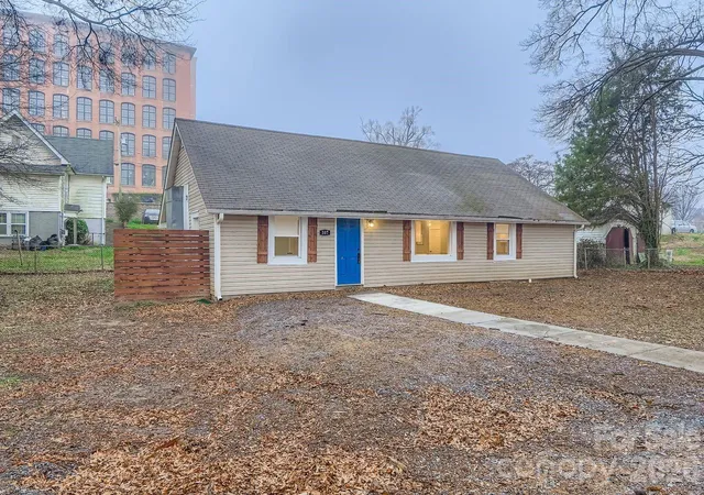 1st image of 307 S Ransom St, Gastonia, NC 28052 | MLS# 4413830