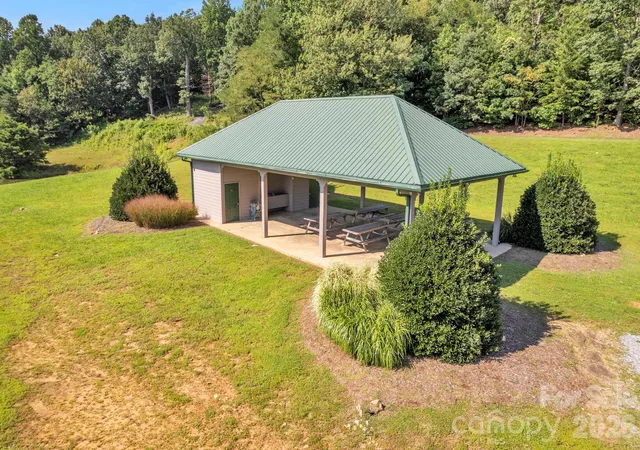 5th image of 11 & 21 Sunset Ridge Dr #21 & 11, Columbus, NC 28722 | MLS# 4413831