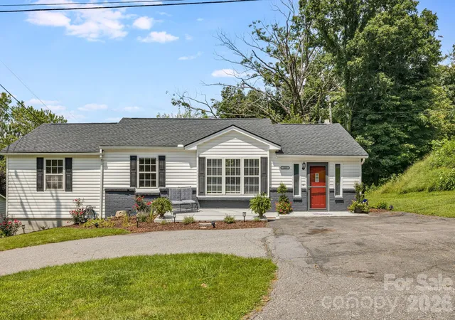 1st image of 303 Hunter St, Burnsville, NC 28714 | MLS# 4413835