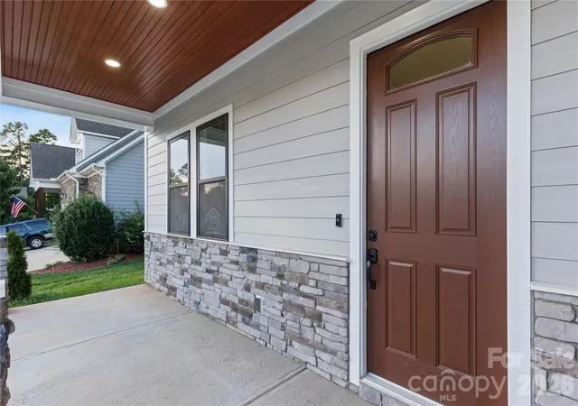 5th image of 1207 39Th Ave Ne, Hickory, NC 28601 | MLS# 4413840