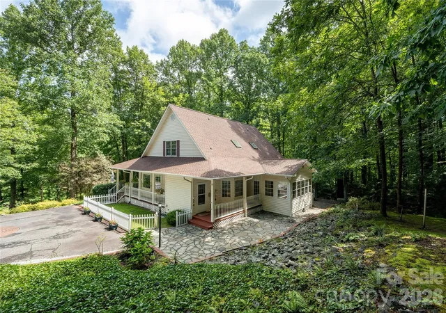 35th image of 1043 Berea Church Rd, Hendersonville, NC 28739 | MLS# 4413866
