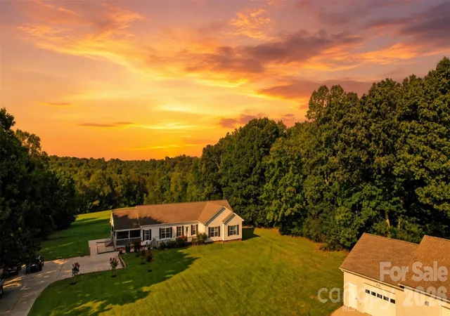 Photo 1 of Sale Pending at 1910 Carl Fox Rd, Taylorsville, NC 28681 | MLS# 4413868 | Listing updated on 2026-08-31