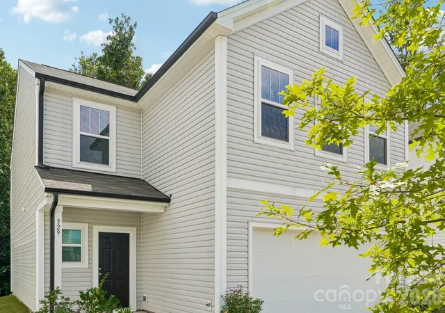 2nd image of 329 Wildmore Wy, Charlotte, NC 28214 | MLS# 4413878