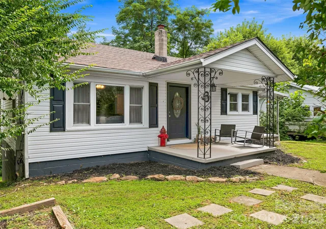 1st image of 6 Bradford Cir, Candler, NC 28715 | MLS# 4413889