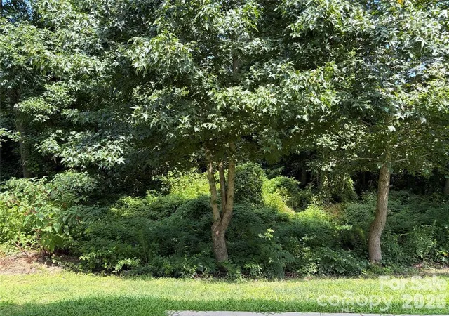 Photo 38 of Single family home for sale at 2628 Courtland Dr, Clover, SC 29710 | MLS# 4413923 | Listing updated on 2026-09-03