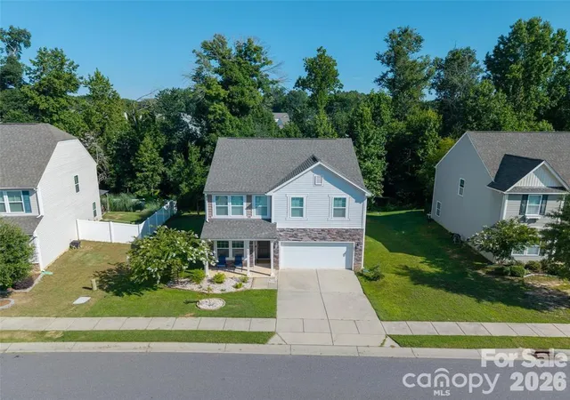 Photo 3 of Single family home for sale at 2628 Courtland Dr, Clover, SC 29710 | MLS# 4413923 | Listing updated on 2026-09-03