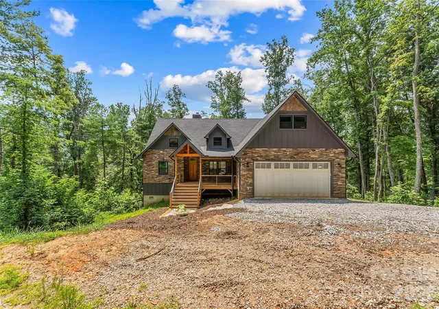Photo 5 of Single family home for sale at 44 Valley View Dr, Marion, NC 28752 | MLS# 4413930 | Listing updated on 2026-08-22