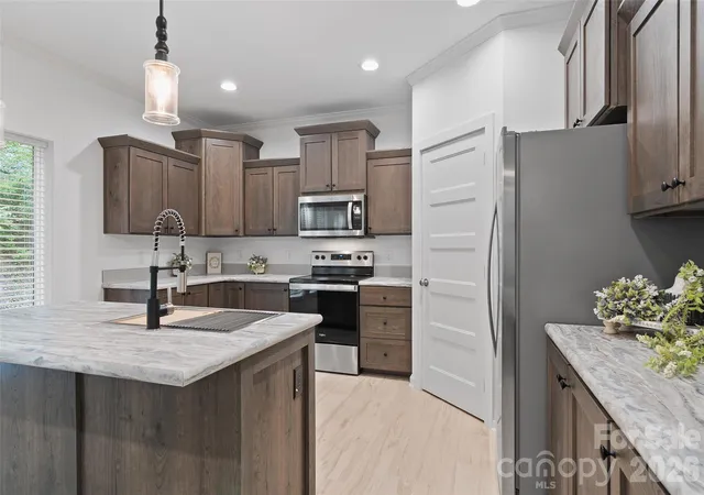 Photo 1 of Single family home for sale at 24 Green Burch Dr, Bryson City, NC 28713 | MLS# 4413936 | Listing updated on 2026-10-01