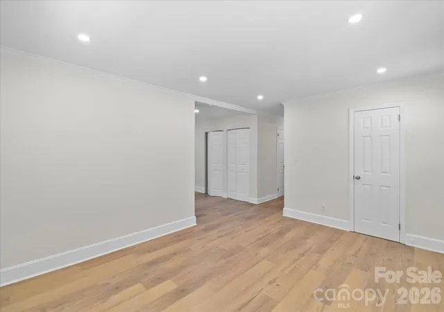 Photo 3 of Single family home for sale at 1814 Windham Pl, Charlotte, NC 28205 | MLS# 4413949 | Listing updated on 2026-10-08