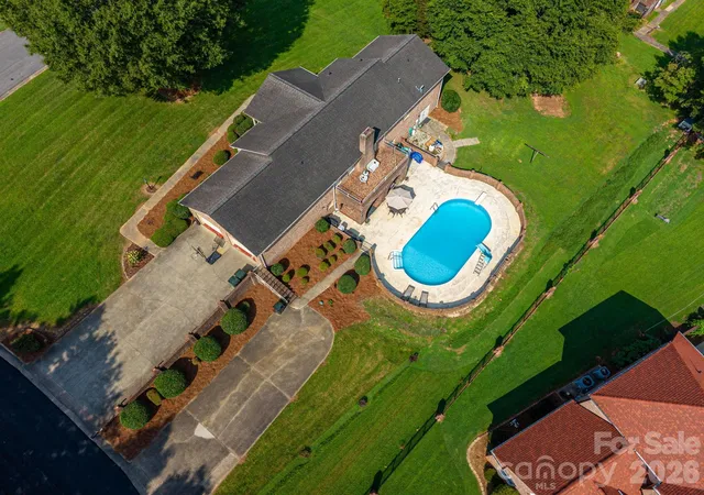 5th image of 1000 Country Club Dr, Cherryville, NC 28021 | MLS# 4413958