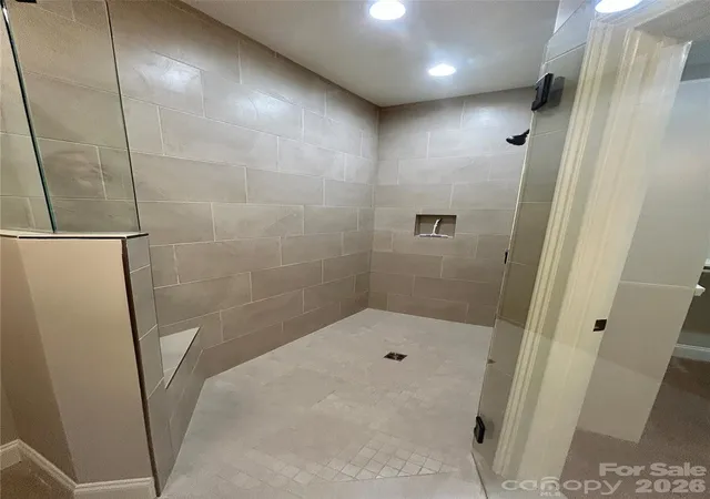 21st image of 831 A Wynnshire Dr, Hickory, NC 28601 | MLS# 4413964