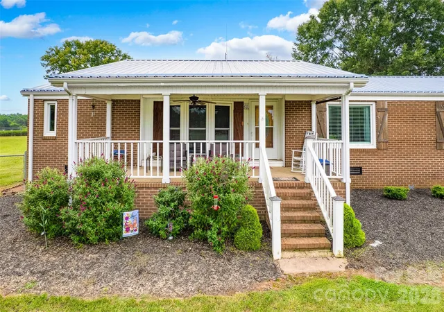 4th image of 433 Mock Mill Rd, Statesville, NC 28677 | MLS# 4413979