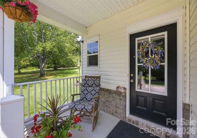 Photo 4 of Single family home for sale at 4757 Lama Ln, Lincolnton, NC 28092 | MLS# 4413998 | Listing updated on 2026-09-25