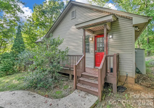 Single family home for sale at 281 Redwing Rd, Lake Lure, NC 28746 | MLS# 4414007