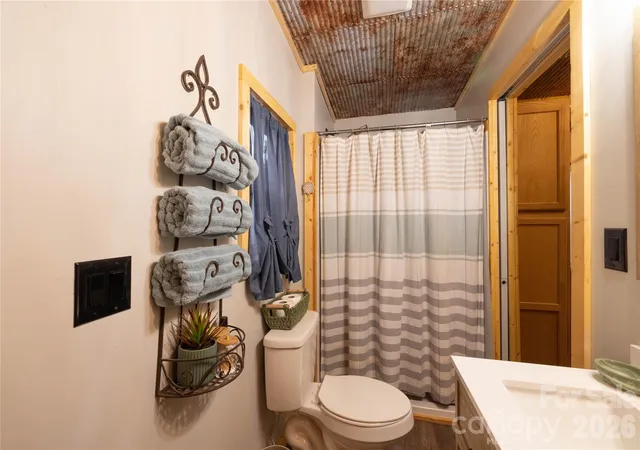Photo 4 of Single family home for sale at 118 Lake Tillery Trl, Mount Gilead, NC 27306 | MLS# 4414017 | Listing updated on 2026-08-26