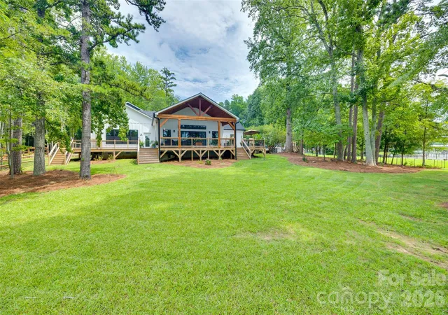 2nd image of 5211 Lake Wylie Rd, Clover, SC 29710 | MLS# 4414020