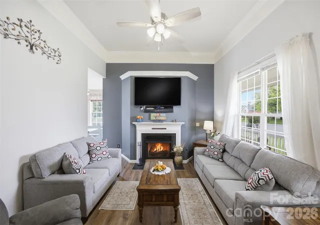 Photo 3 of Single family home for sale at 400 Brookhollow Dr, York, SC 29745 | MLS# 4414021 | Listing updated on 2026-10-01