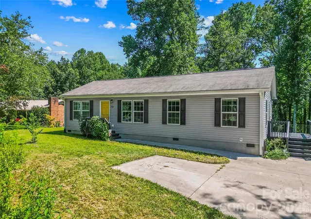 1st image of 318 Souther Rd, Fletcher, NC 28732 | MLS# 4414028