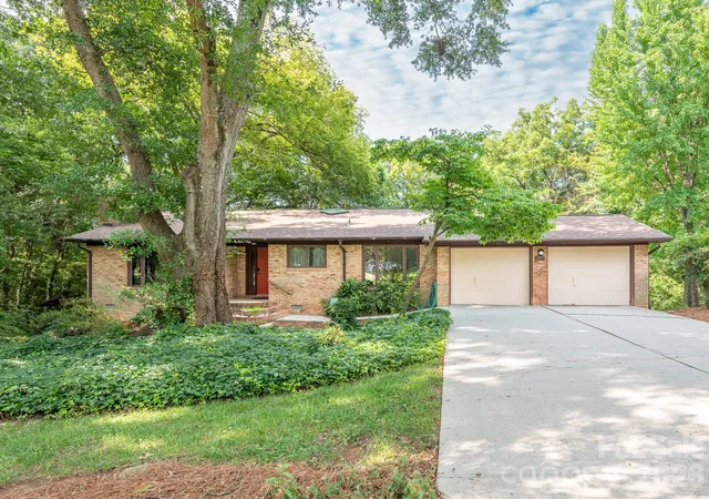 Photo 1 of Sale Pending at 6211 Providence Ct Nw, Concord, NC 28027 | MLS# 4414034 | Listing updated on 2026-09-07