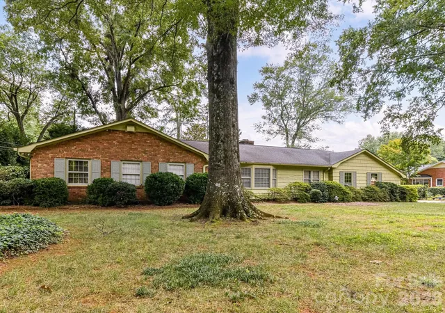 2nd image of 5535 Lansing Dr, Charlotte, NC 28270 | MLS# 4414037