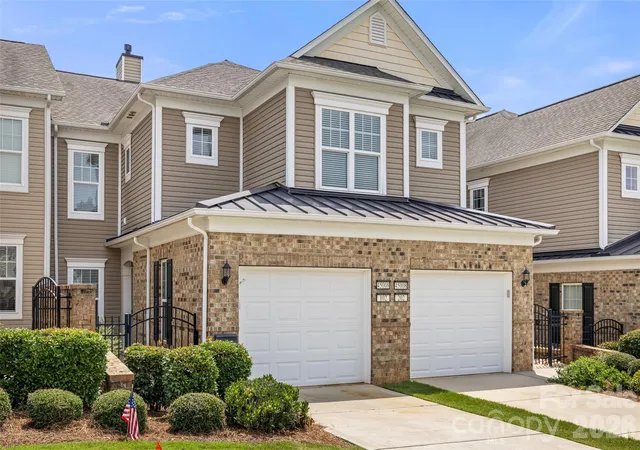 2nd image of 45008 Wigeon Ln #102, Fort Mill, SC 29707 | MLS# 4414038