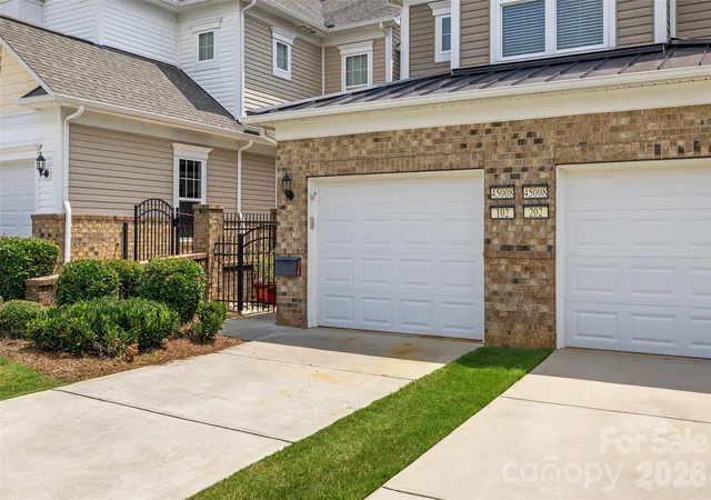Photo 4 of Condo for sale at 45008 Wigeon Ln #102, Fort Mill, SC 29707 | MLS# 4414038 | Listing updated on 2026-09-05