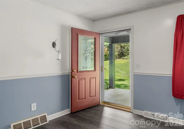 Photo 3 of Single family home for sale at 122 Mccall Rd, Pisgah Forest, NC 28768 | MLS# 4414055 | Listing updated on 2026-08-28