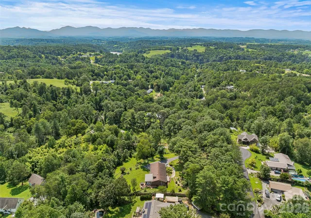 48th image of 38 Chadwick Wade Dr, Asheville, NC 28804 | MLS# 4414061