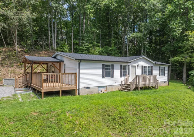 1st image of 152 Hollon Cvs, Waynesville, NC 28786 | MLS# 4414062