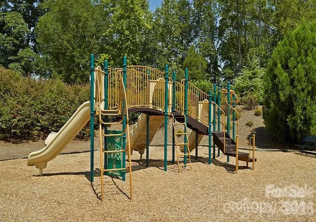 42nd image of 1773 Eastway Dr, Dallas, NC 28034 | MLS# 4414070