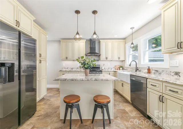 4th image of 638 Newfound St, Canton, NC 28716 | MLS# 4414081