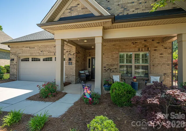 Photo 3 of Single family home for sale at 5228 Courtyard Ln, Belmont, NC 28012 | MLS# 4414092 | Listing updated on 2026-08-28
