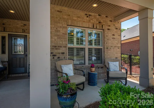 Photo 4 of Single family home for sale at 5228 Courtyard Ln, Belmont, NC 28012 | MLS# 4414092 | Listing updated on 2026-08-28