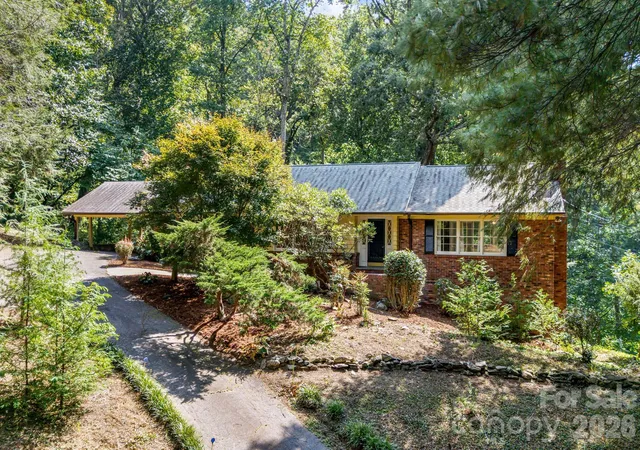 Single family home for sale at 165 Cherokee Rd, Asheville, NC 28804 | MLS# 4414099
