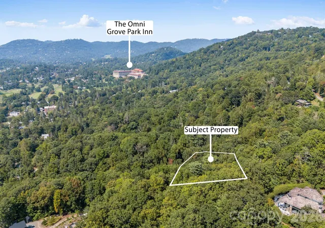 Photo 1 of Single family home for sale at 165 Cherokee Rd, Asheville, NC 28804 | MLS# 4414099 | Listing updated on 2026-10-30