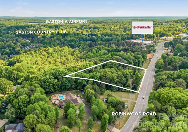 3rd image of 3110 Robinwood Rd, Gastonia, NC 28054 | MLS# 4414100