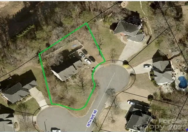 1st image of 1137 38th Ave Ne, Hickory, NC 28601 | MLS# 4414101