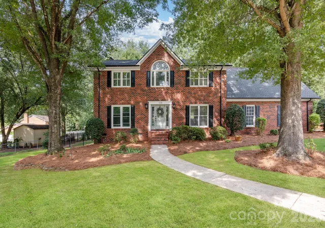 Photo 1 of Single family home for sale at 1228 12th Fairway Dr Nw, Concord, NC 28027 | MLS# 4414109 | Listing updated on 2026-10-07