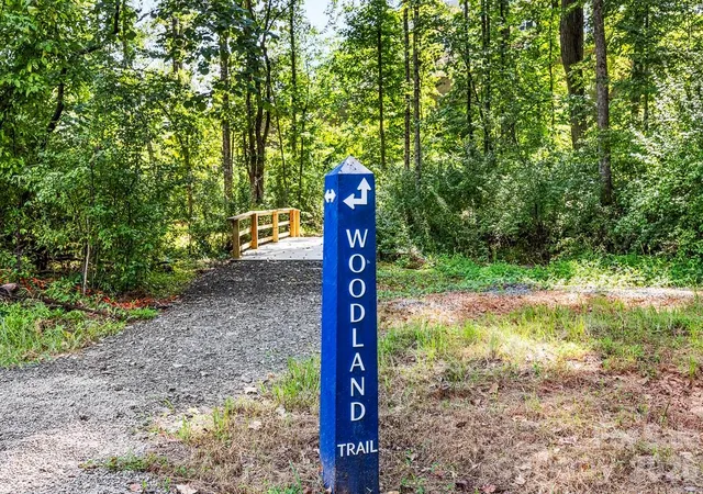4th image of 3102 Finchborough Ct, Charlotte, NC 28269 | MLS# 4414152
