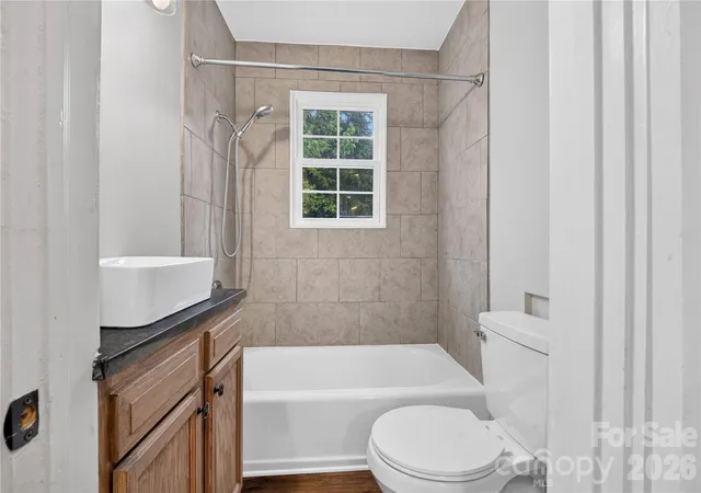 5th image of 2318 32Nd St Ne, Hickory, NC 28601 | MLS# 4414156