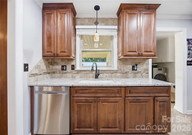 5th image of 1002 Brookhaven Dr, Shelby, NC 28152 | MLS# 4414168