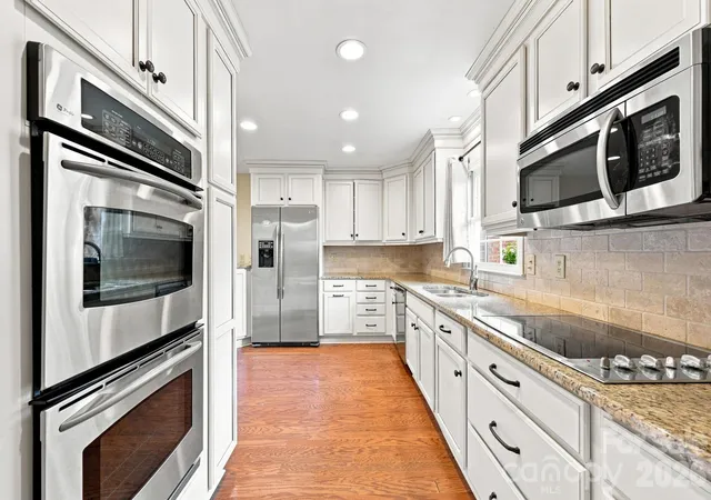 3rd image of 3528 Broadfield Rd, Charlotte, NC 28226 | MLS# 4414169
