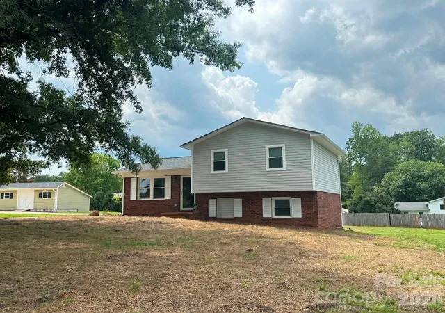 1st image of 115 Robert Dr, State Road, NC 28676 | MLS# 4414175
