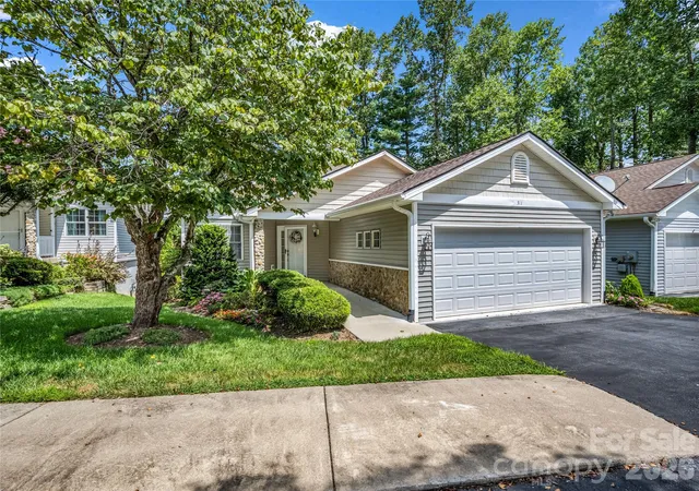 3rd image of 311 Ewarts Hill Rd, Hendersonville, NC 28739 | MLS# 4414180
