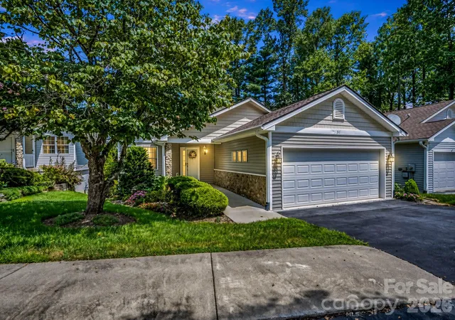 5th image of 311 Ewarts Hill Rd, Hendersonville, NC 28739 | MLS# 4414180