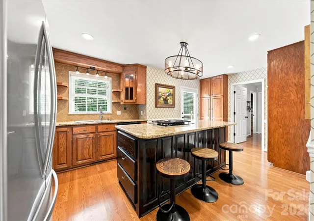 Photo 4 of Sale Pending at 85 Charleston Ct, Hickory, NC 28601 | MLS# 4414182 | Listing updated on 2026-09-05