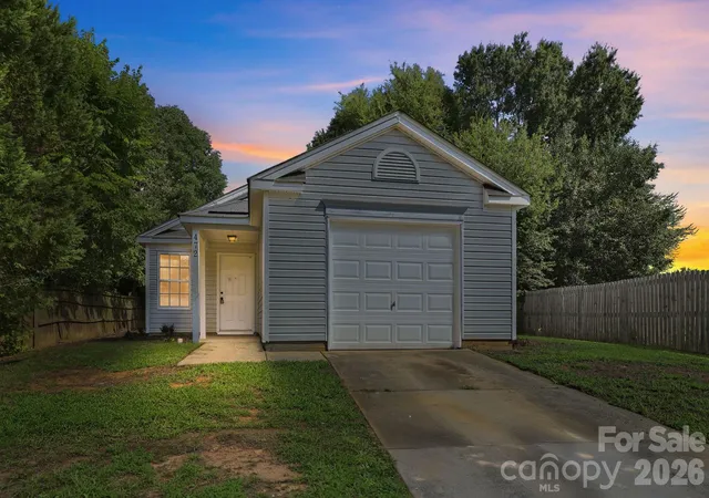 Photo 2 of Single family home for sale at 472 1st Turn Ct, Concord, NC 28025 | MLS# 4414186 | Listing updated on 2026-08-25