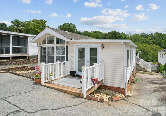 1st image of 113 Dare Ln, New London, NC 28127 | MLS# 4414195